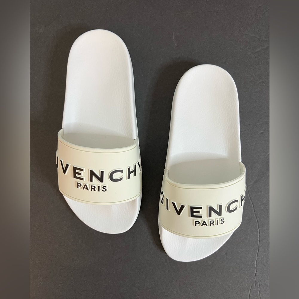 Givenchy Pool Slides
